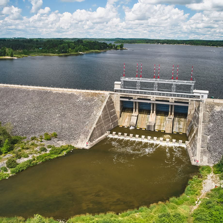 Aerial view of Shand Dam looking east across Lake Belwood